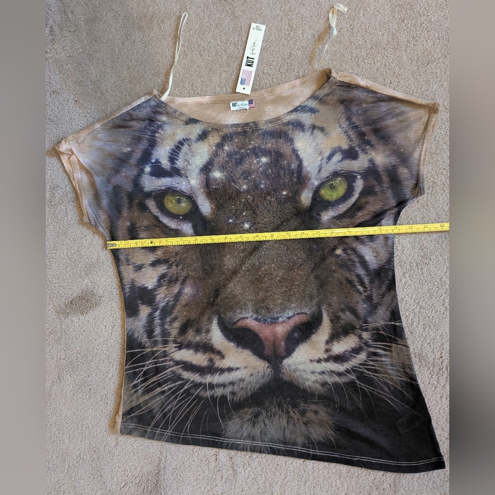 NWT Kut From The Kloth T-shirt Graphic Tiger Face Assymetrical Hem Loose XS - Picture 2 of 6